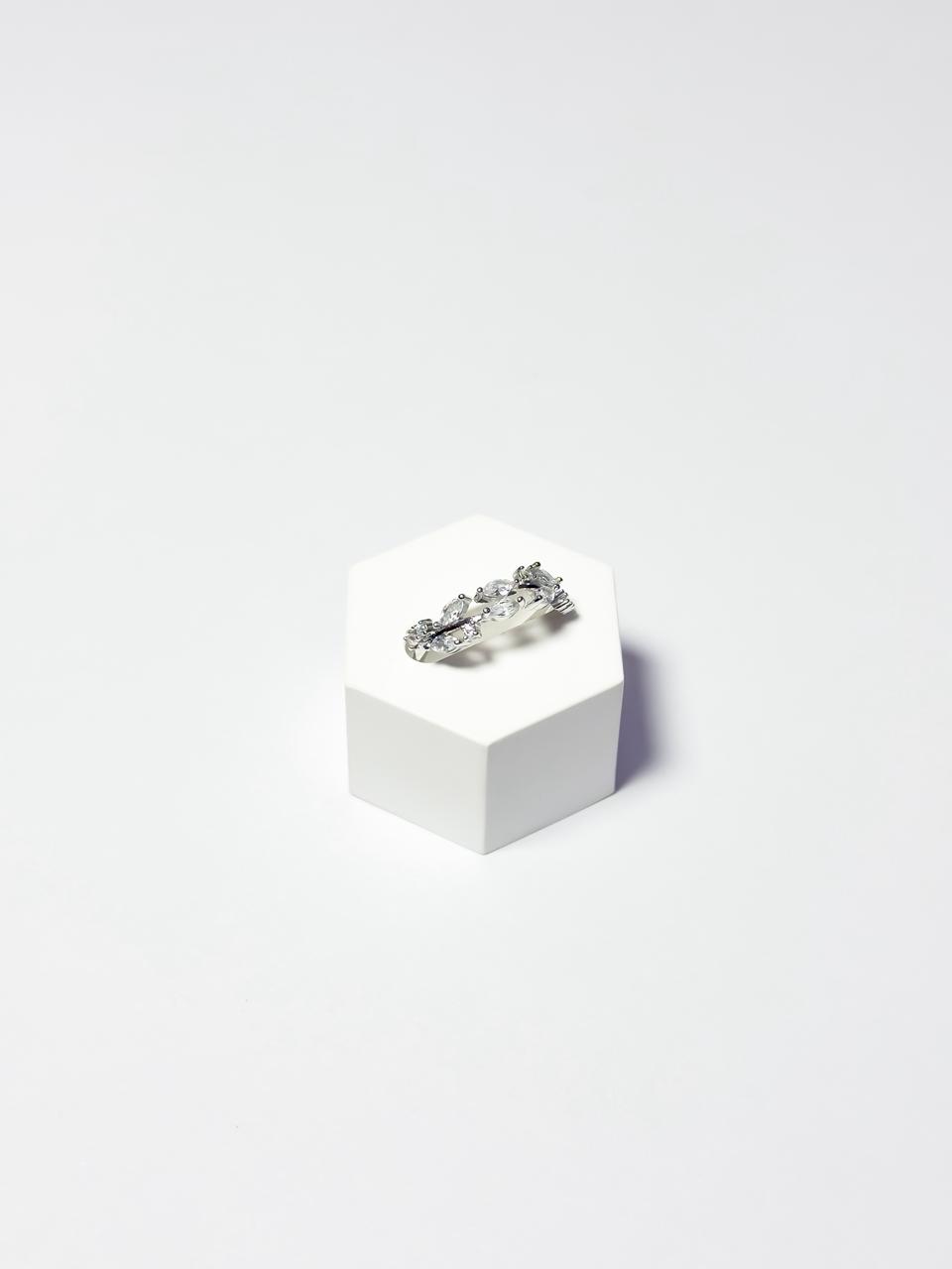 خاتم بالفضة