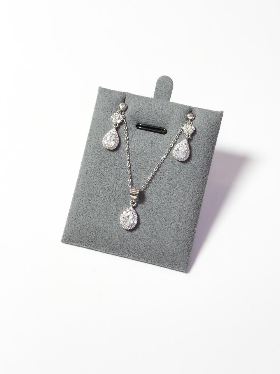 قلادة مع حلق بالفضة