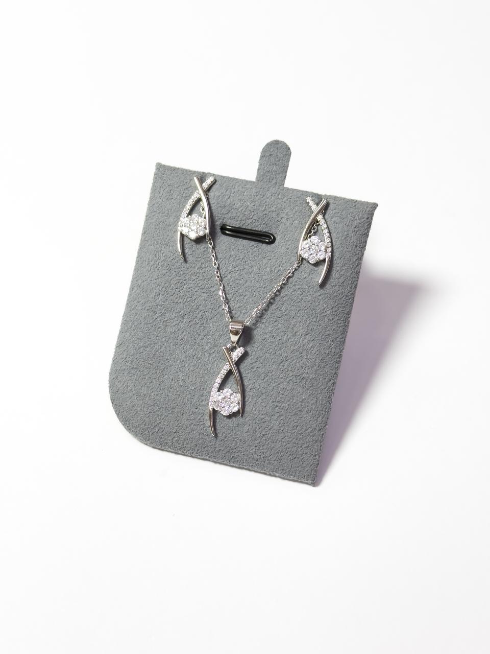 قلادة مع حلق بالفضة