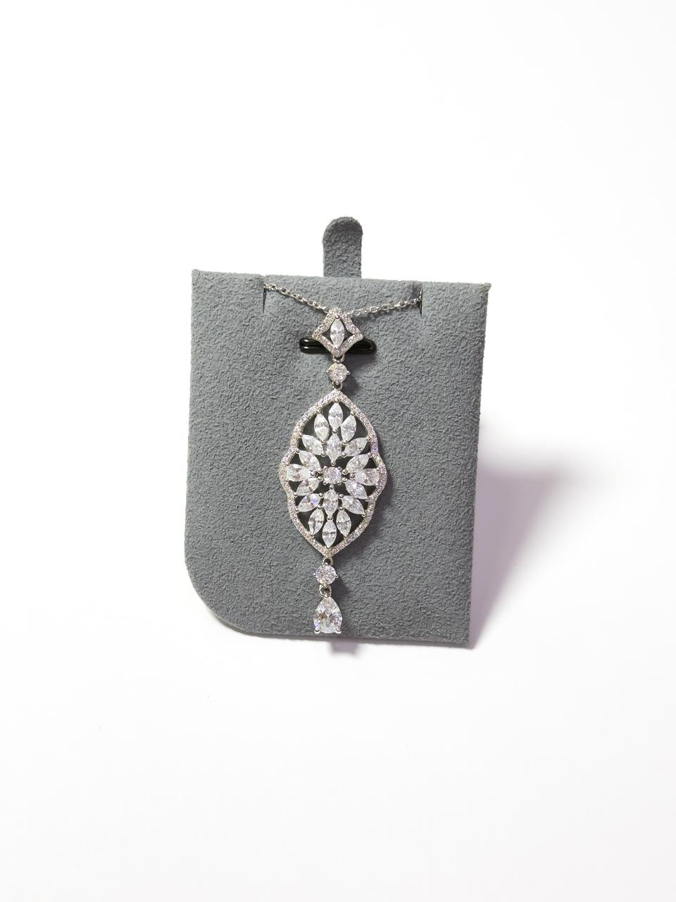 قلادة بالفضة