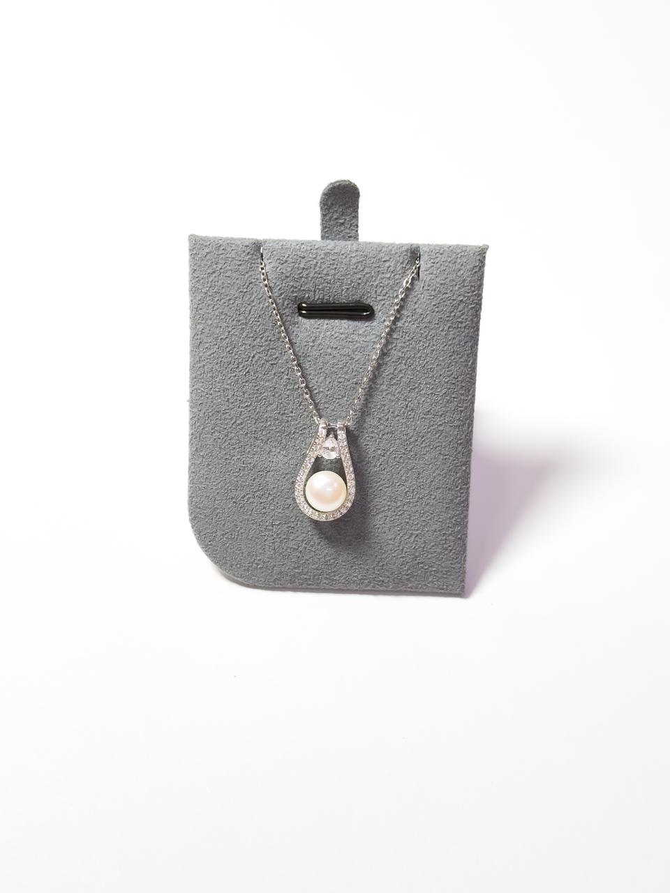 قلادة بالفضة