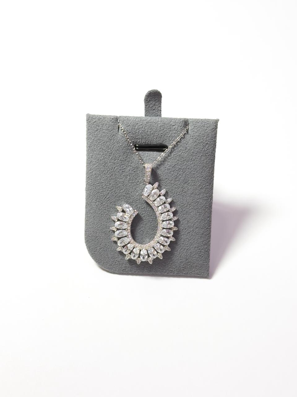 قلادة بالفضة